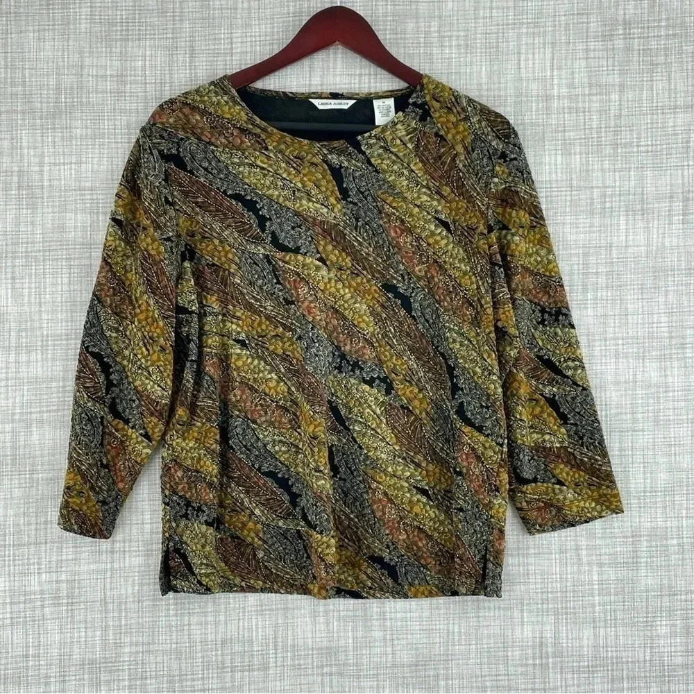 Laura Ashley Womens Size M long sleeve textured blouse 0181